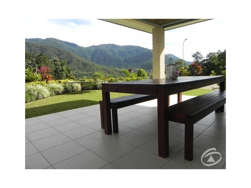 35 Lum Jim Street, Redlynch QLD 4870