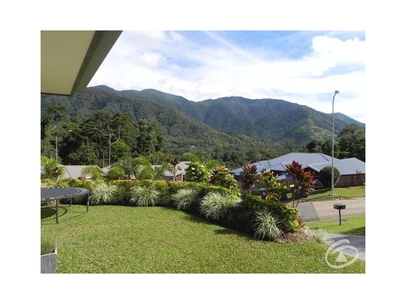 35 Lum Jim Street, Redlynch QLD 4870