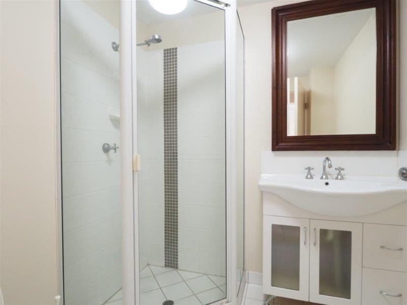 206/4 Grantala Street, Manoora QLD 4870