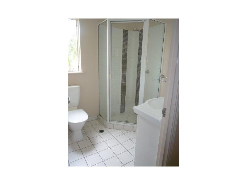 206/4 Grantala Street, Manoora QLD 4870