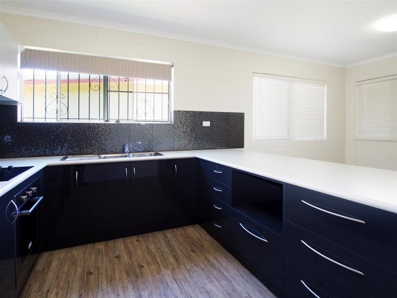 17 Lynette Street, Woree QLD 4868