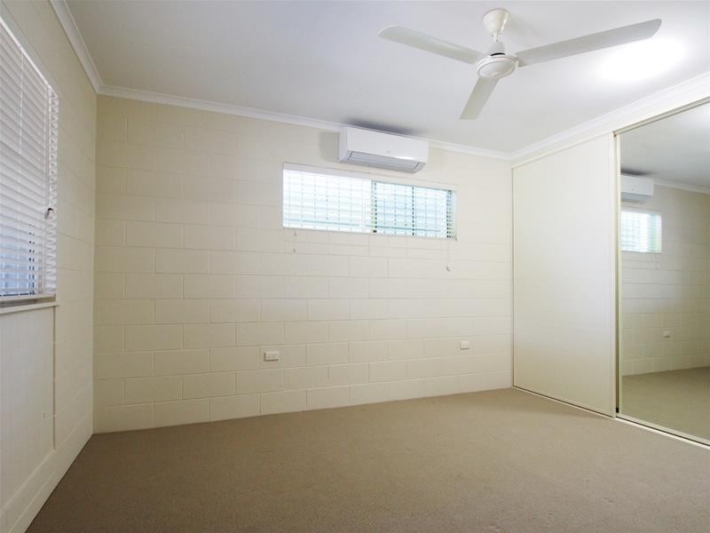 17 Lynette Street, Woree QLD 4868