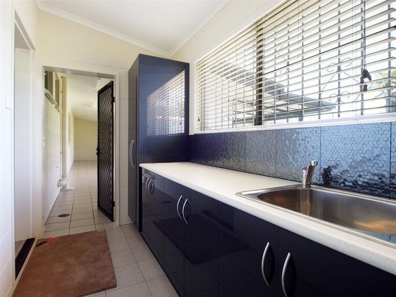 17 Lynette Street, Woree QLD 4868