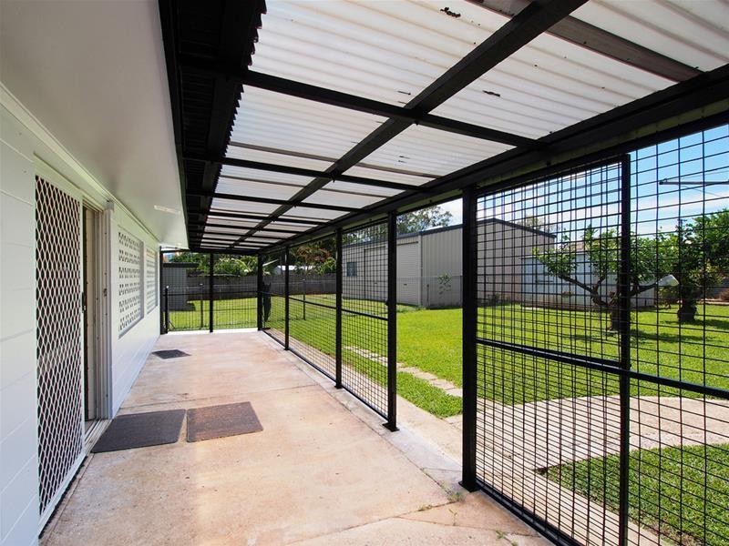 17 Lynette Street, Woree QLD 4868