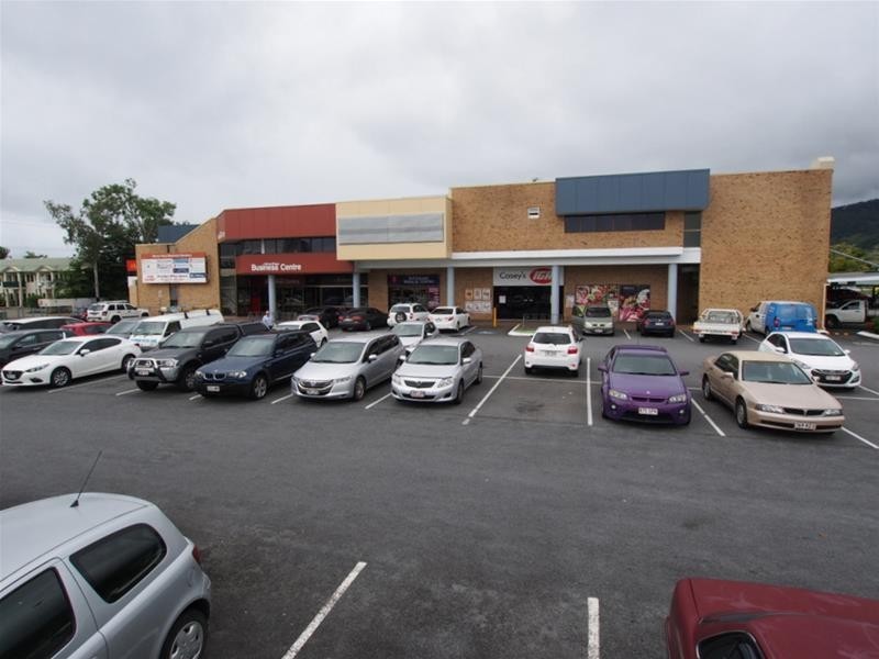 17 Lynette Street, Woree QLD 4868