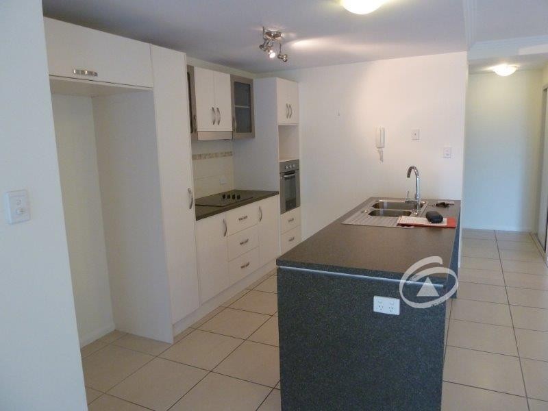 47/9-15 McLean Street, Cairns North QLD 4870