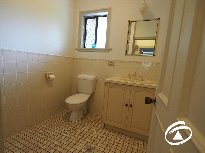 4/404 McCoombe Street, Mooroobool QLD 4870