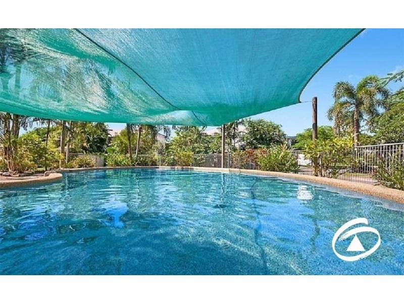 4/404 McCoombe Street, Mooroobool QLD 4870