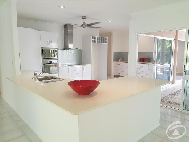 5-7 Turtle Close, Clifton Beach QLD 4879