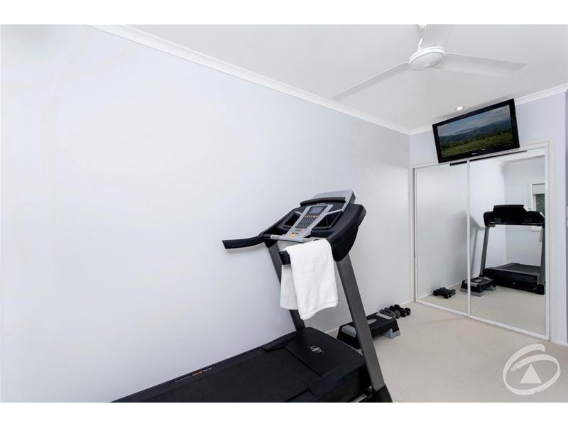 5-7 Turtle Close, Clifton Beach QLD 4879