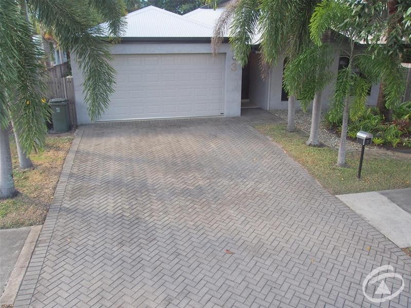 3 Chystanthus Street, Trinity Park QLD 4879