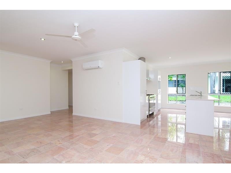 Kewarra Beach QLD 4879