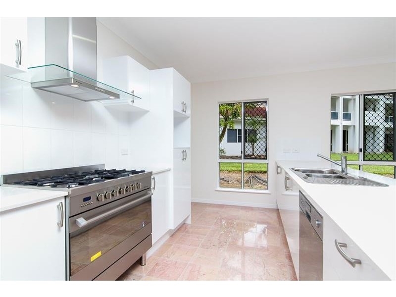 Kewarra Beach QLD 4879