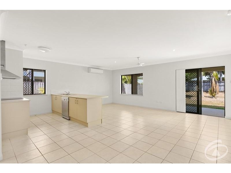 449B Varley Street, Yorkeys Knob QLD 4878