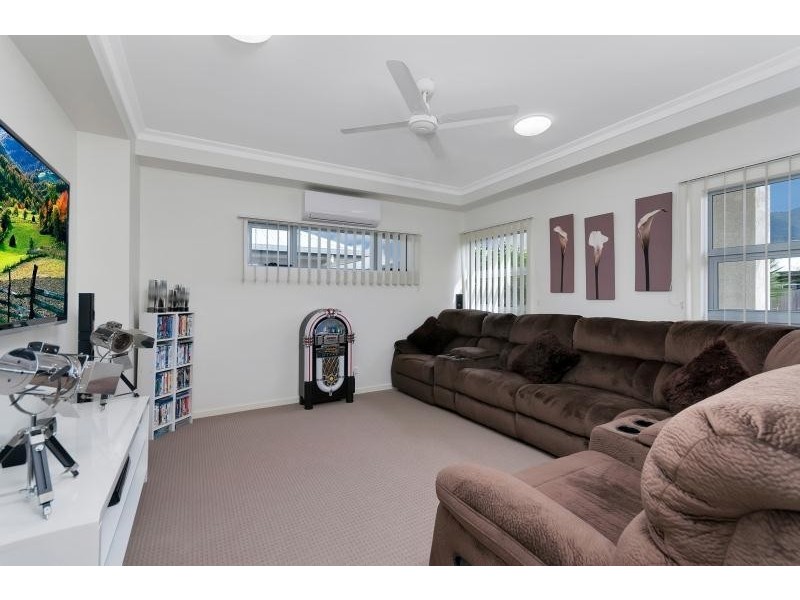 1 Gurrumbah Link, Smithfield QLD 4878