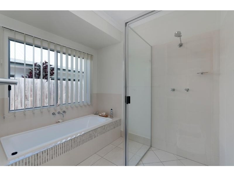 1 Gurrumbah Link, Smithfield QLD 4878