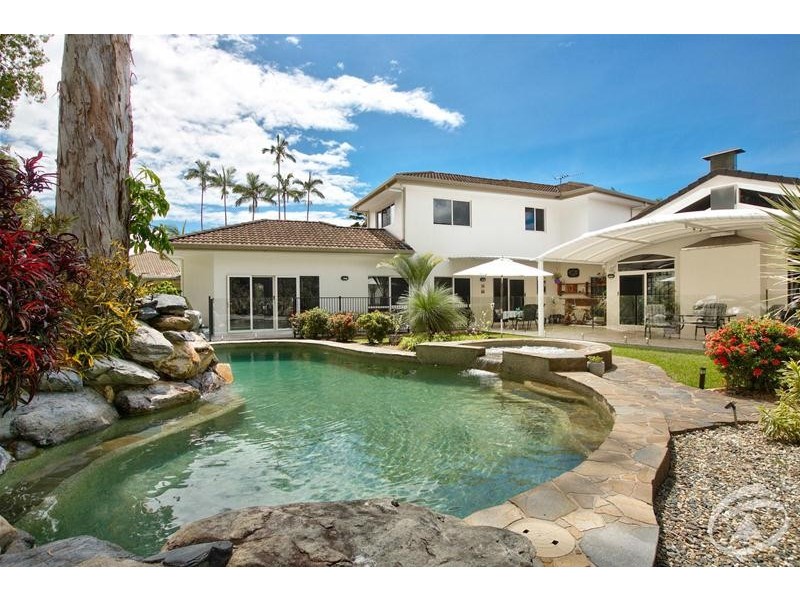 3 Whitehaven Court, Clifton Beach QLD 4879