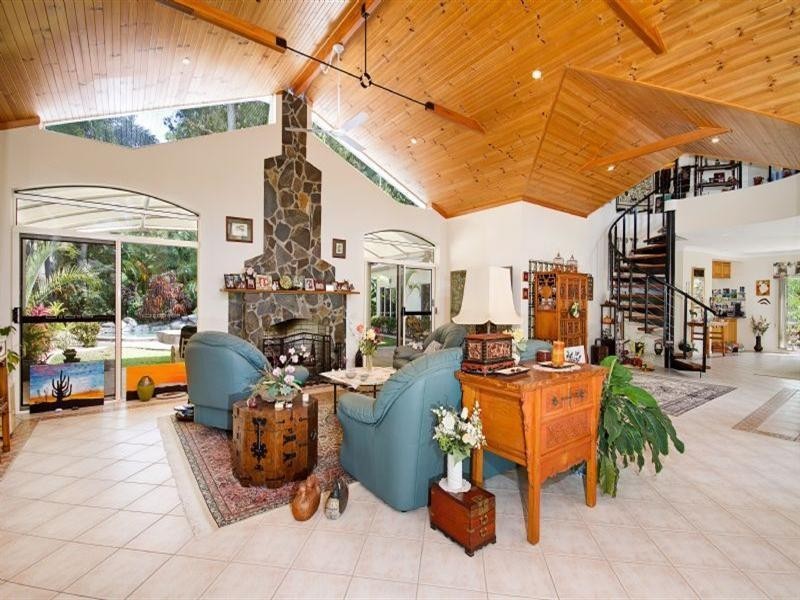 3 Whitehaven Court, Clifton Beach QLD 4879