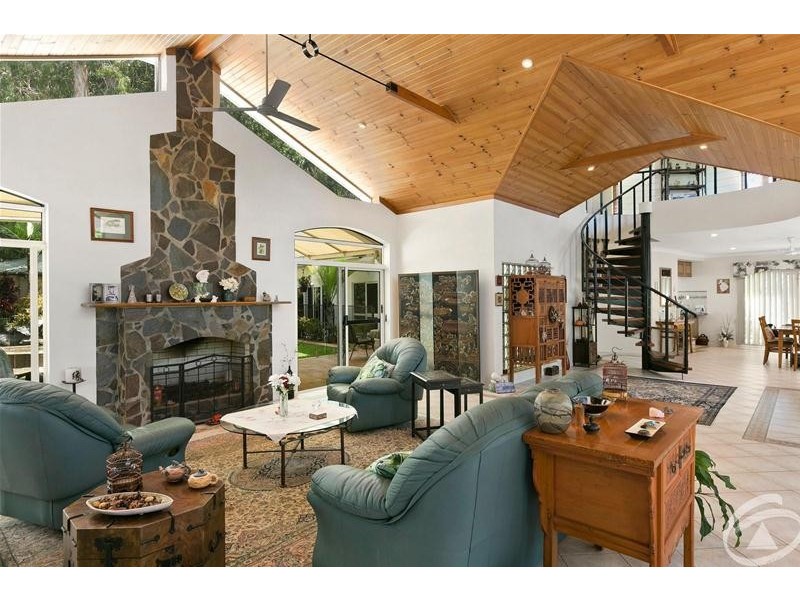 3 Whitehaven Court, Clifton Beach QLD 4879