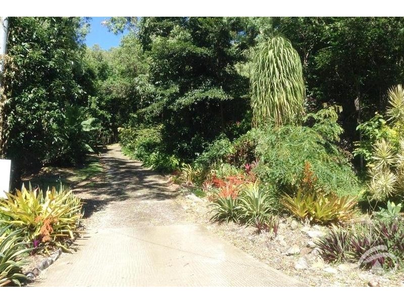 185-187 Panguna Street, Trinity Beach QLD 4879