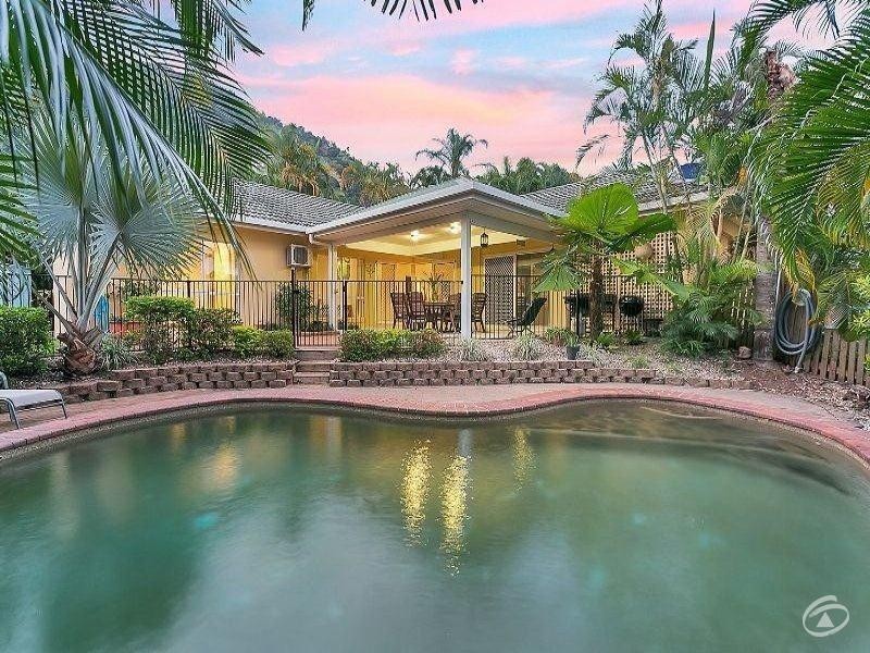 37 Summer Hill Drive, Mooroobool QLD 4870