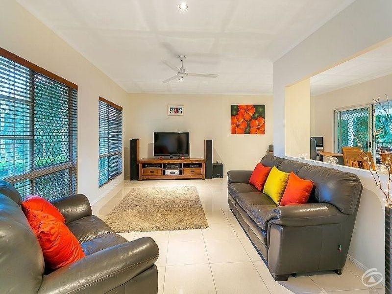 37 Summer Hill Drive, Mooroobool QLD 4870