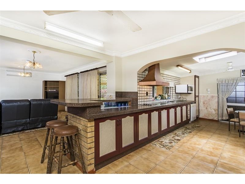 138 Hoare Street, Manunda QLD 4870