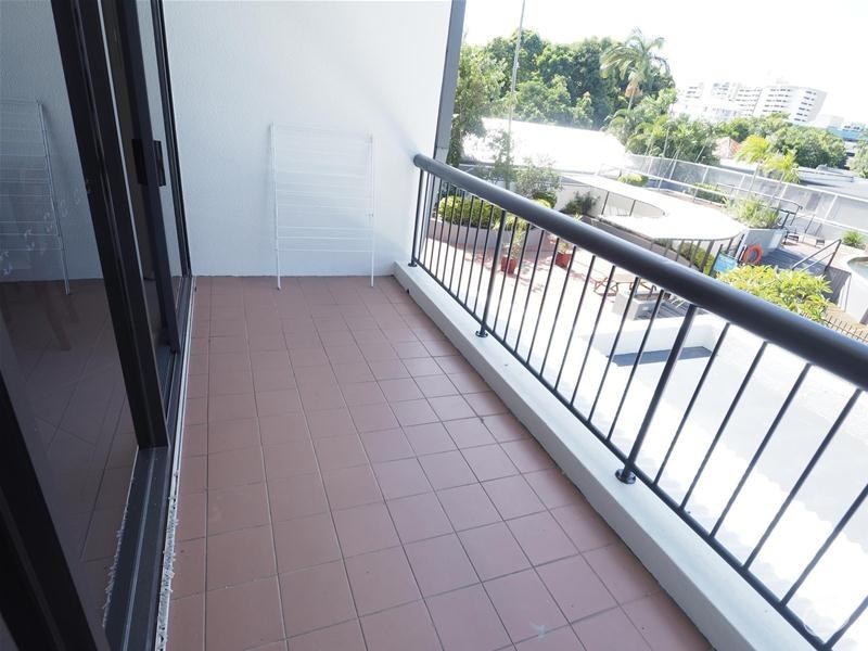 205/136 Sheridan Street, Cairns City QLD 4870