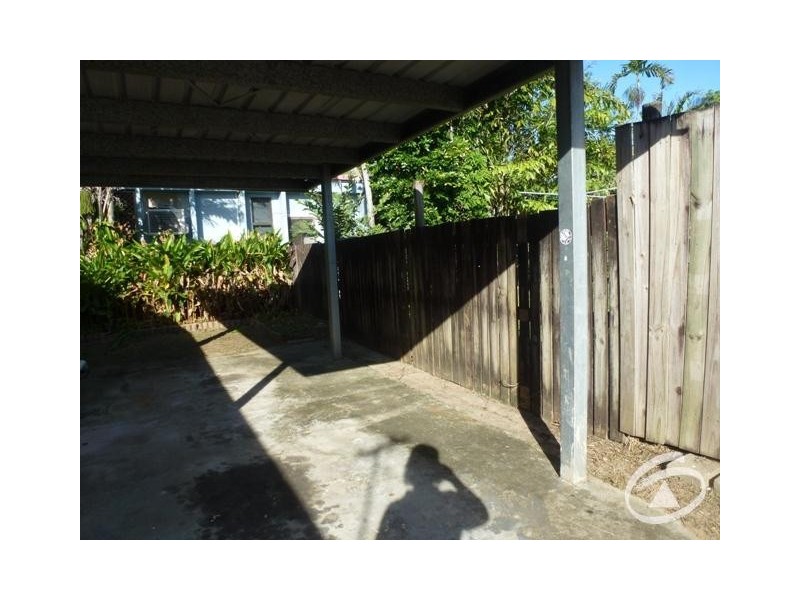 2/4 Eureka Street, Manunda QLD 4870