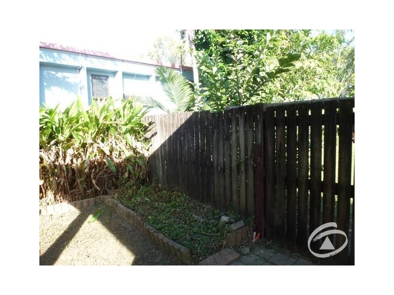 2/4 Eureka Street, Manunda QLD 4870