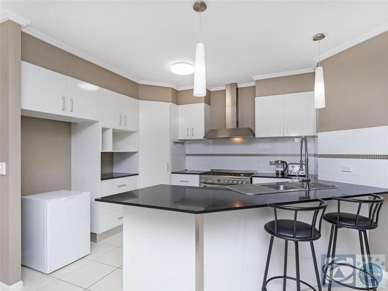 15 McBride Street, Redlynch QLD 4870