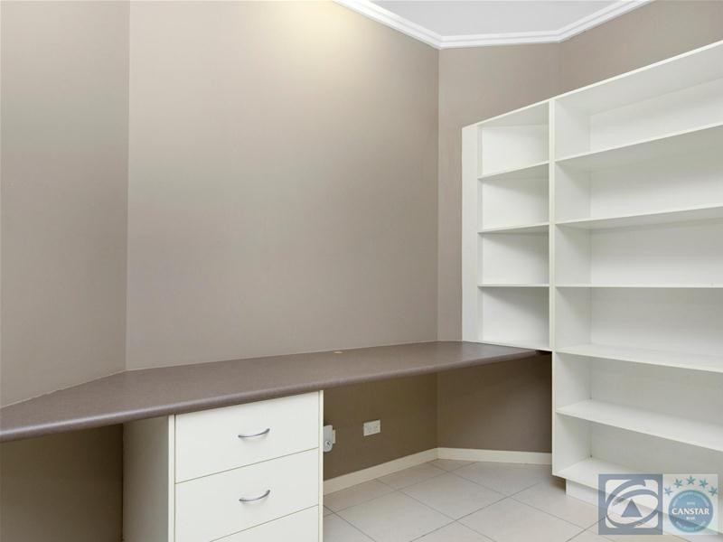 15 McBride Street, Redlynch QLD 4870