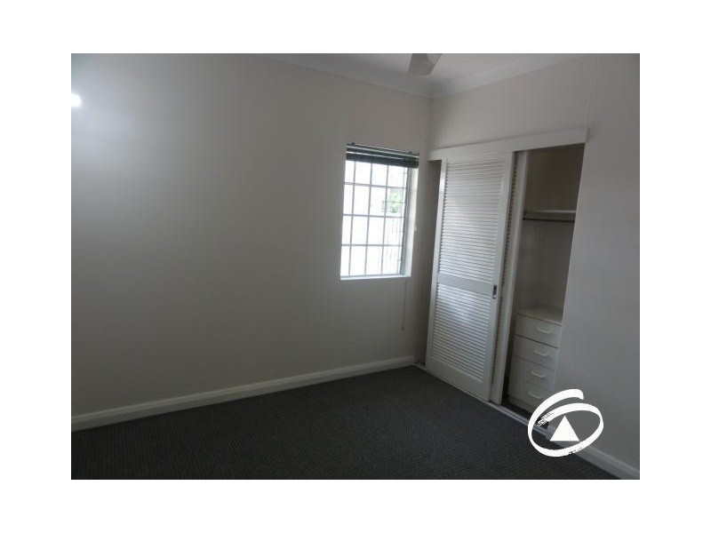 1/14 Upward Street, Cairns North QLD 4870