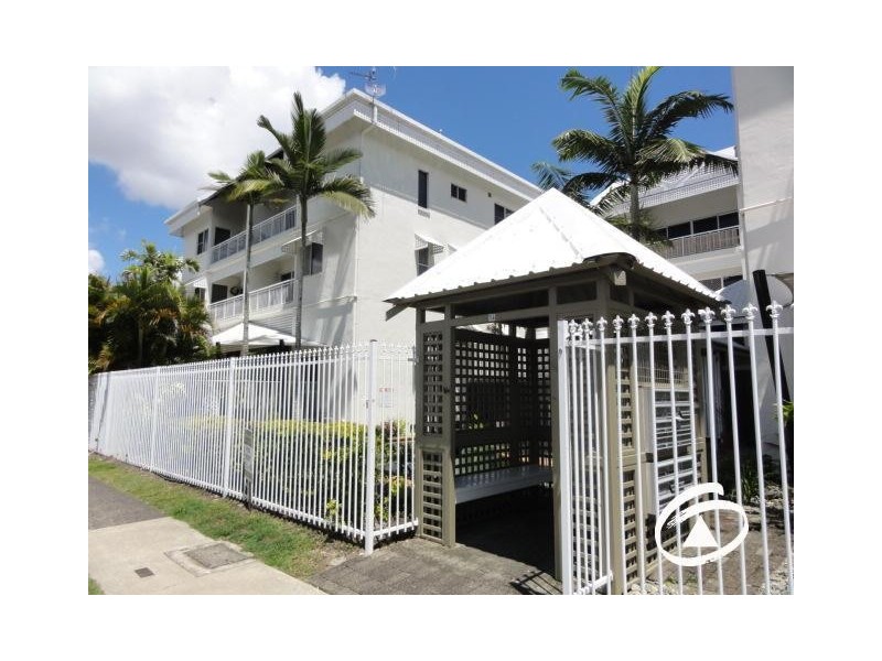 1/14 Upward Street, Cairns North QLD 4870
