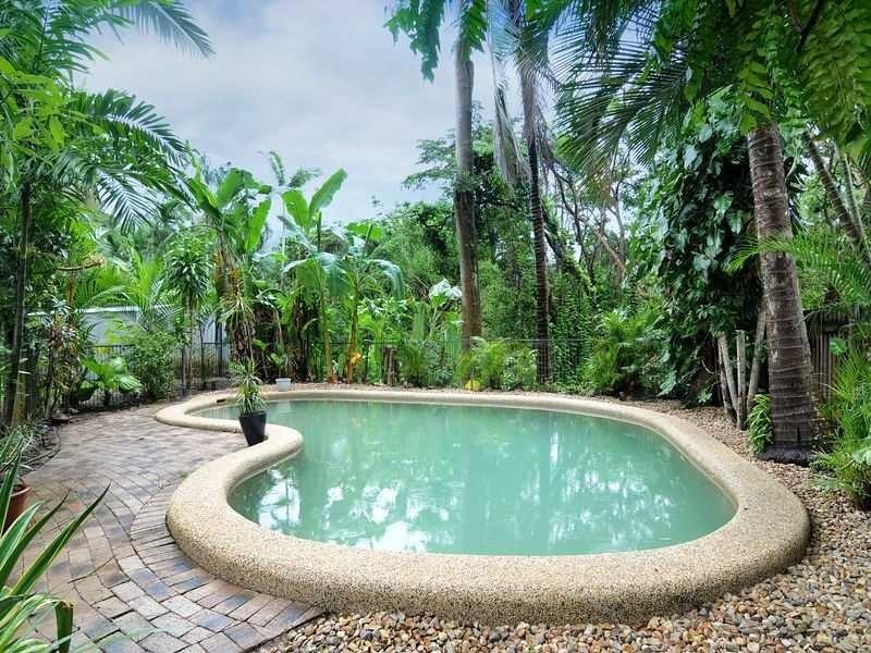 32 Nolan Street, Whitfield QLD 4870