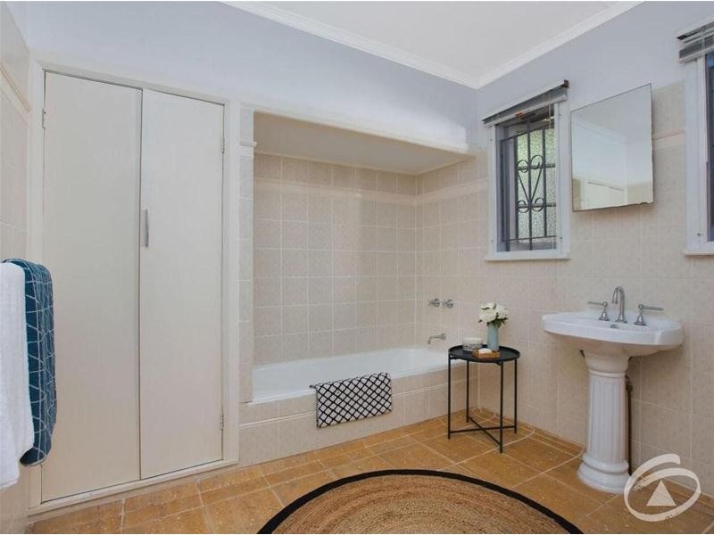 155 Martyn  Street, Manunda QLD 4870