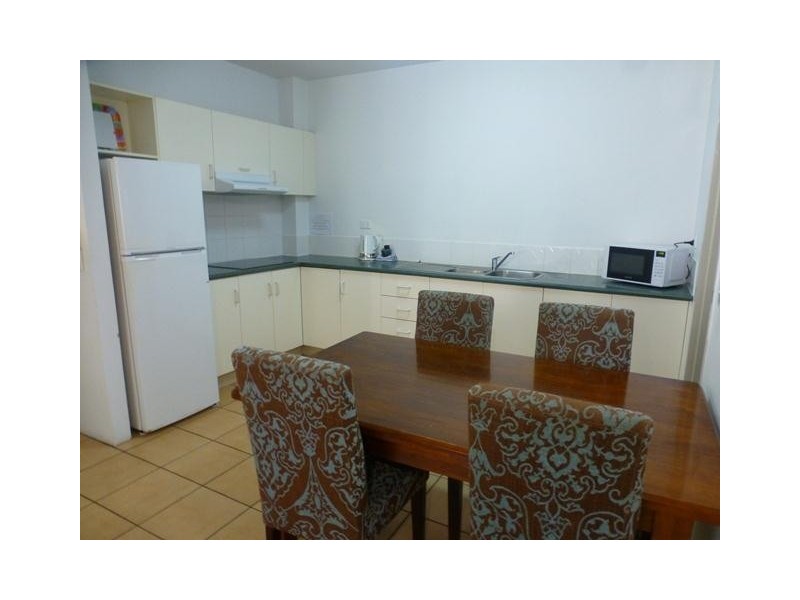 2/672 Bruce Highway, Woree QLD 4868