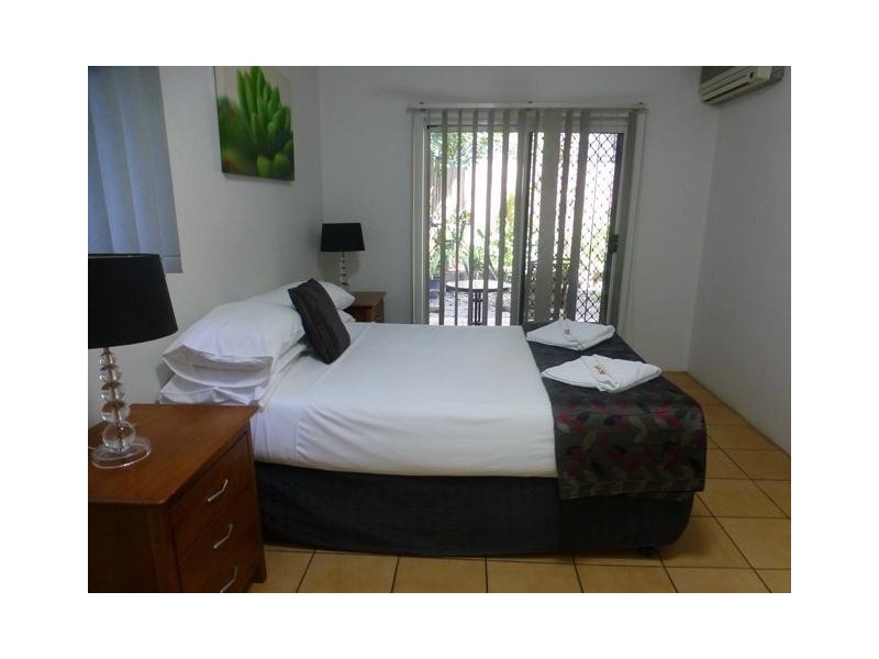 2/672 Bruce Highway, Woree QLD 4868