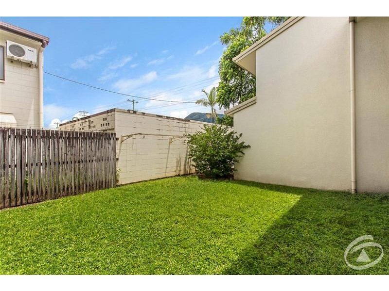 1/110 Windarra Street, Woree QLD 4868