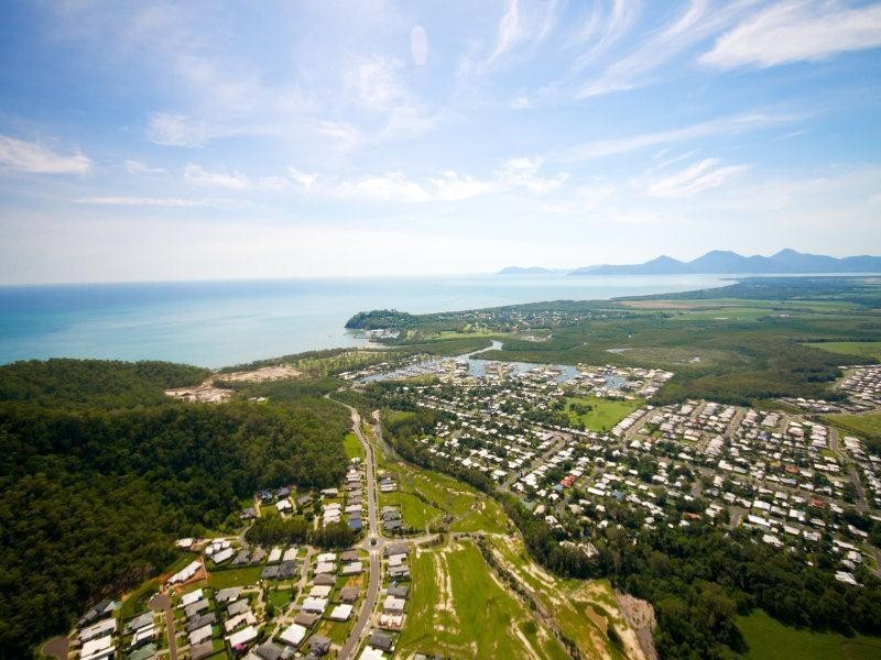 48 Roberts Drive, Trinity Beach QLD 4879