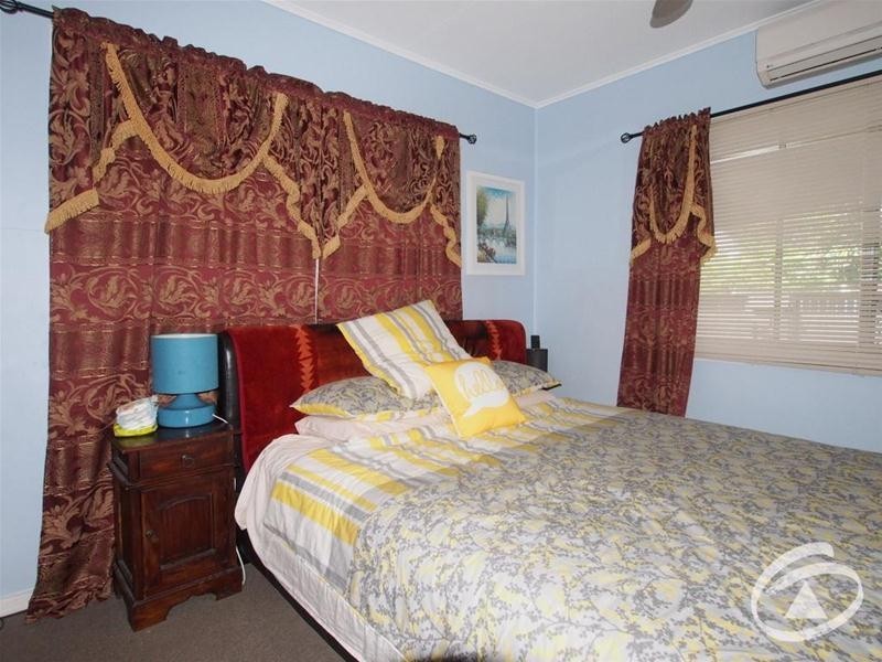 1/111 Tills Street, Westcourt QLD 4870