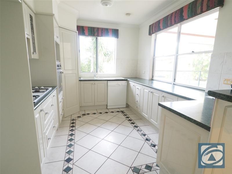 2 Greenock Way, Brinsmead QLD 4870