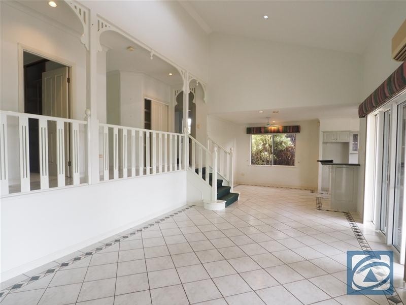 2 Greenock Way, Brinsmead QLD 4870