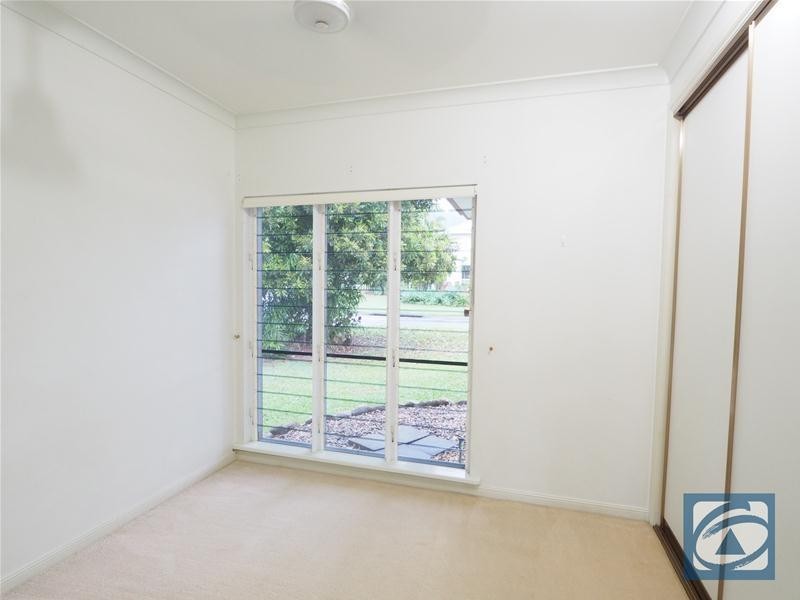 2 Greenock Way, Brinsmead QLD 4870