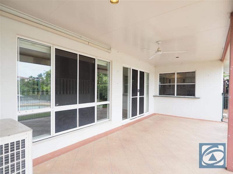 2 Greenock Way, Brinsmead QLD 4870