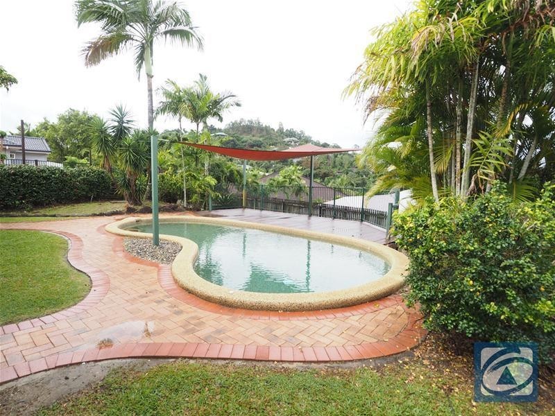 2 Greenock Way, Brinsmead QLD 4870