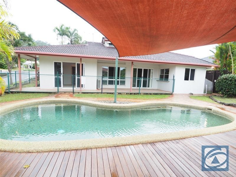 2 Greenock Way, Brinsmead QLD 4870