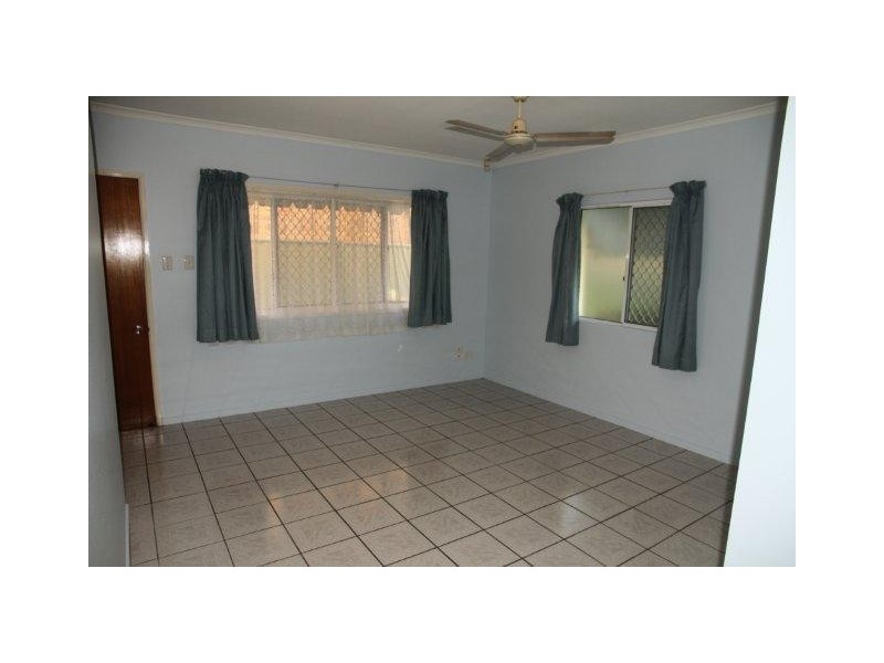 1/33 Balaclava Road, Earlville QLD 4870