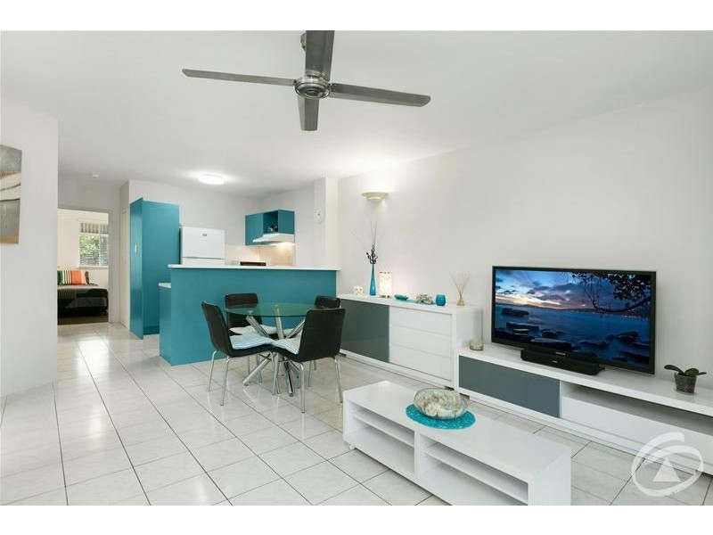 12/1-19 Poinciana Street, Holloways Beach QLD 4878