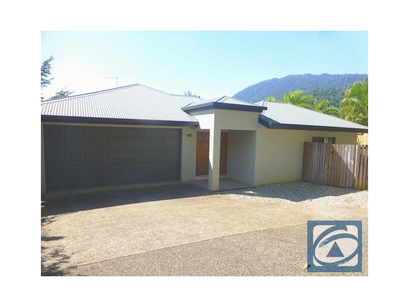 2 Ben Bolt Close, Redlynch QLD 4870